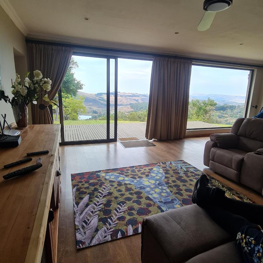 Luxury Home With Breathtaking Views Of Champagne Valley Bergview Exteriör bild